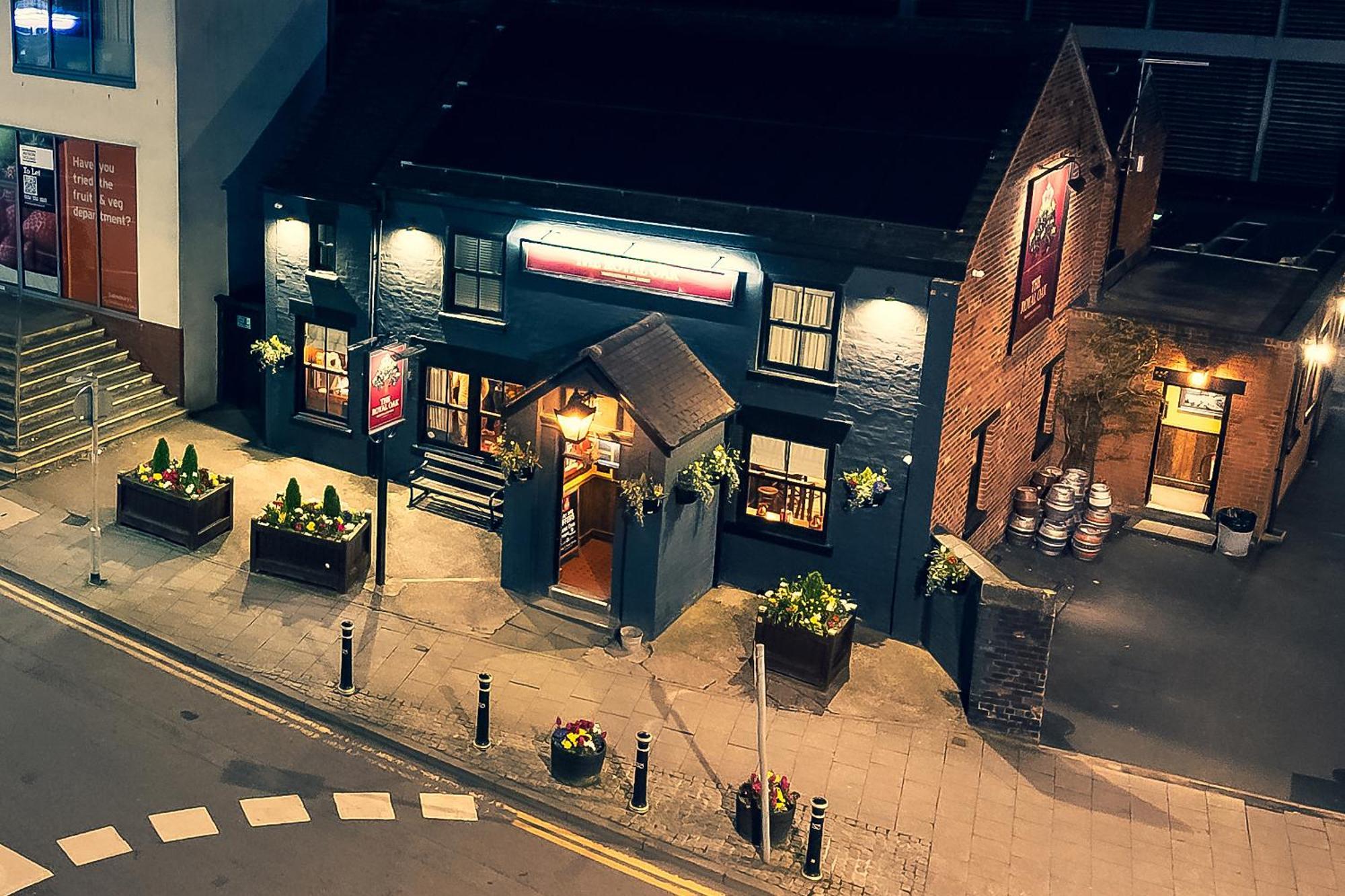 The Royal Oak Hotel Biddulph  Buitenkant foto